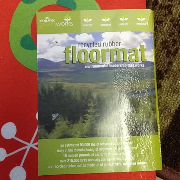 Christmas recycled Rug - Picture 2 of 4